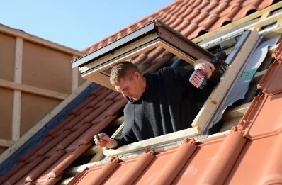 Pose de fenêtres de toit Velux à Étréaupont